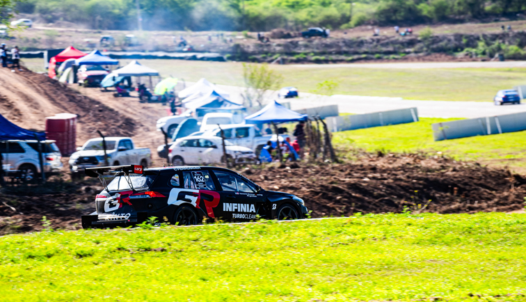 TC2000: Stang cantó victoria en Salta